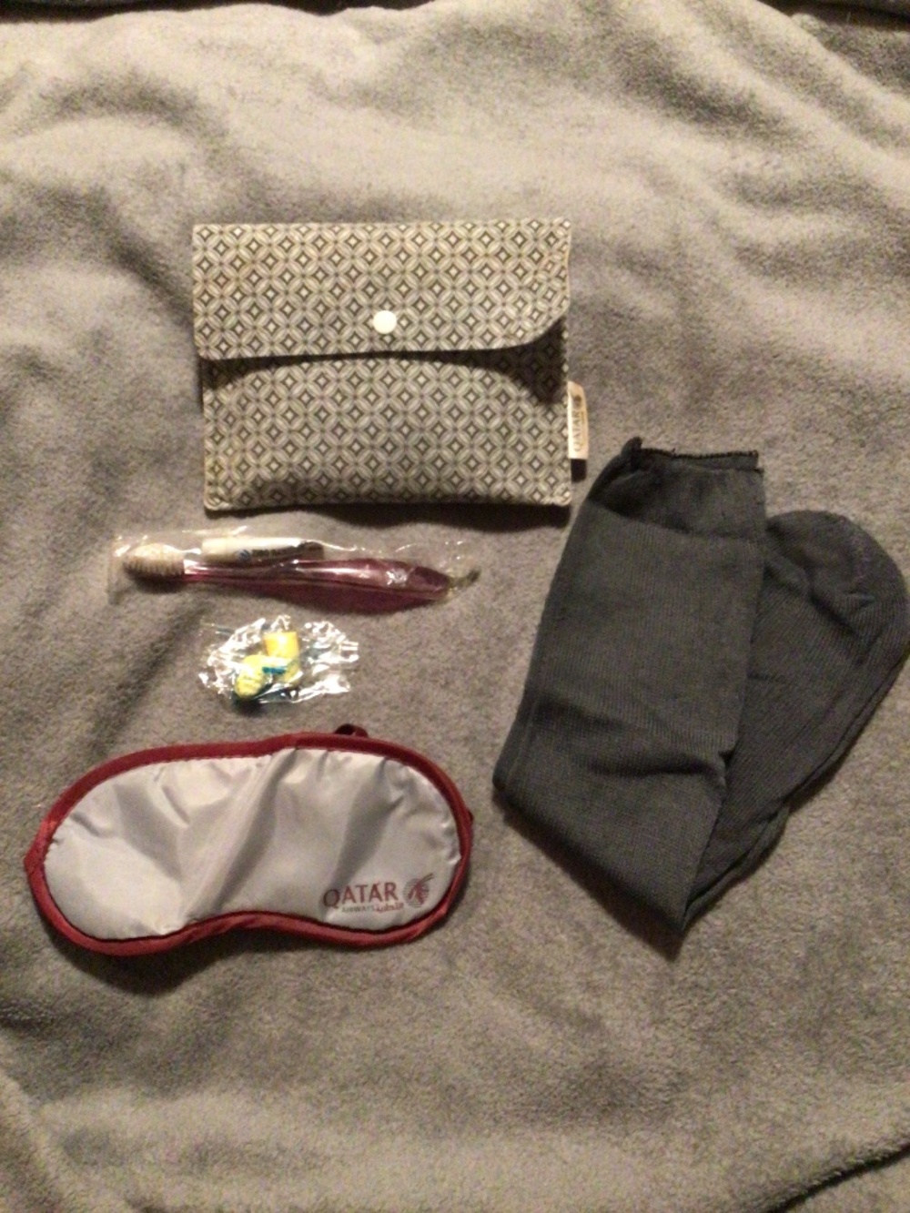 QATAR AIRWAYS amenity kit